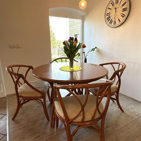 Behindertengerechte Ferienwohnung Nossentiner Huette Екстер'єр фото