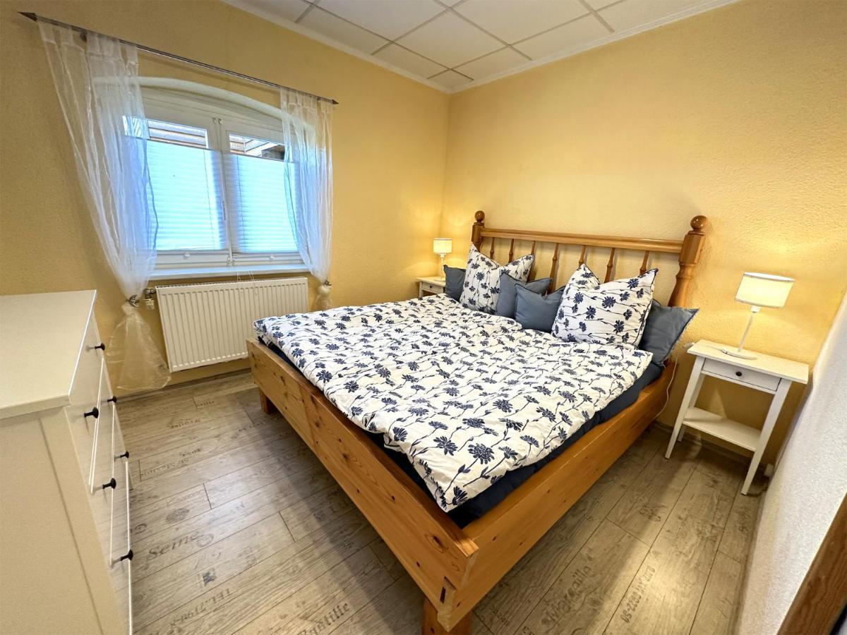 Behindertengerechte Ferienwohnung Nossentiner Huette Екстер'єр фото
